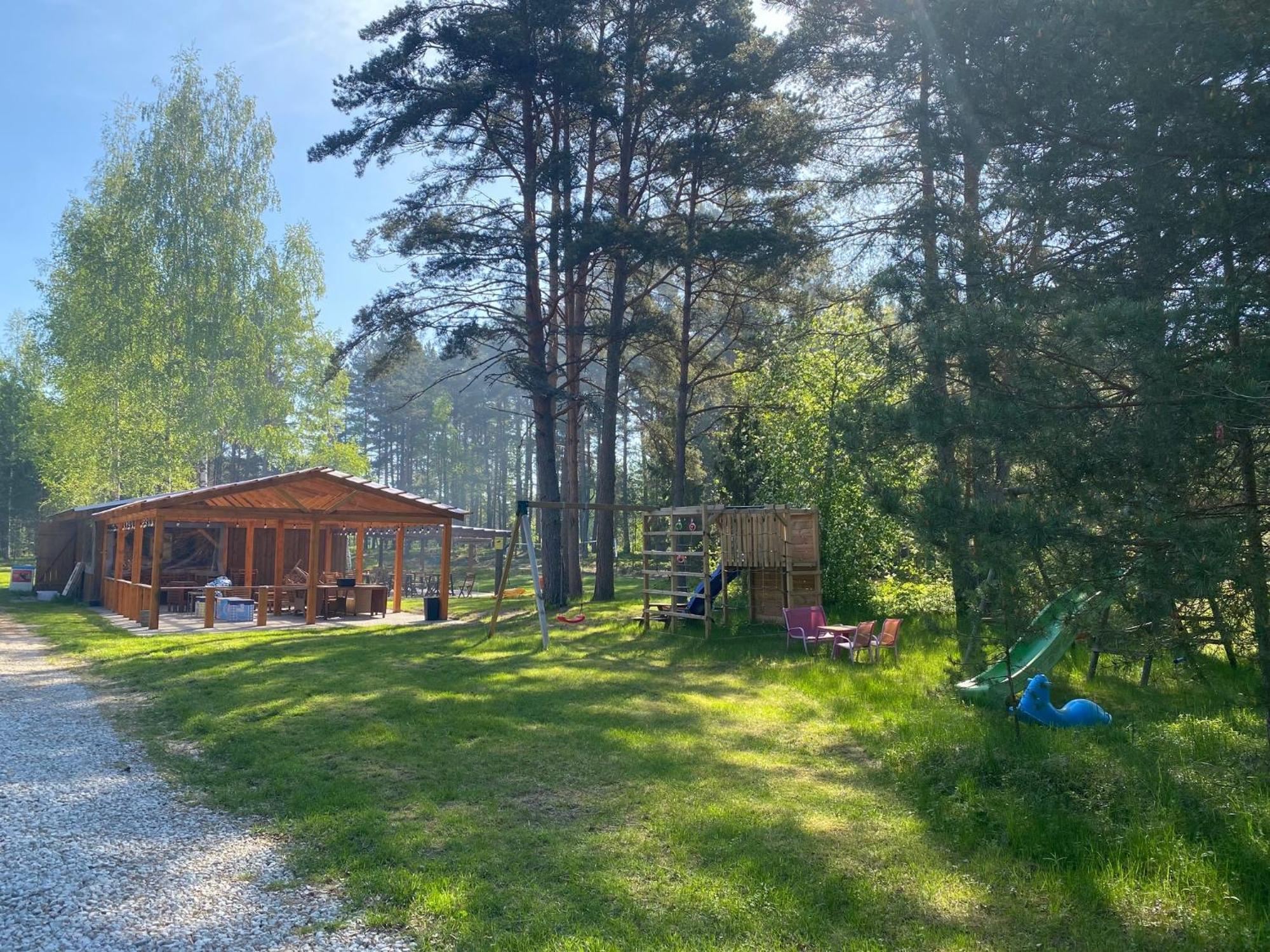 Metsaaeaere Accommodation Uulu المظهر الخارجي الصورة